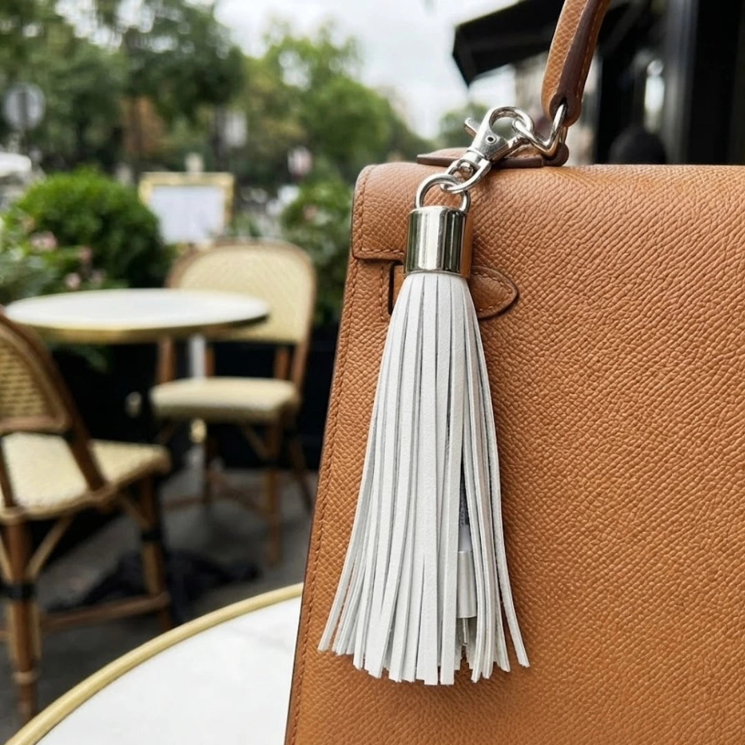 Universal Charging Tassels